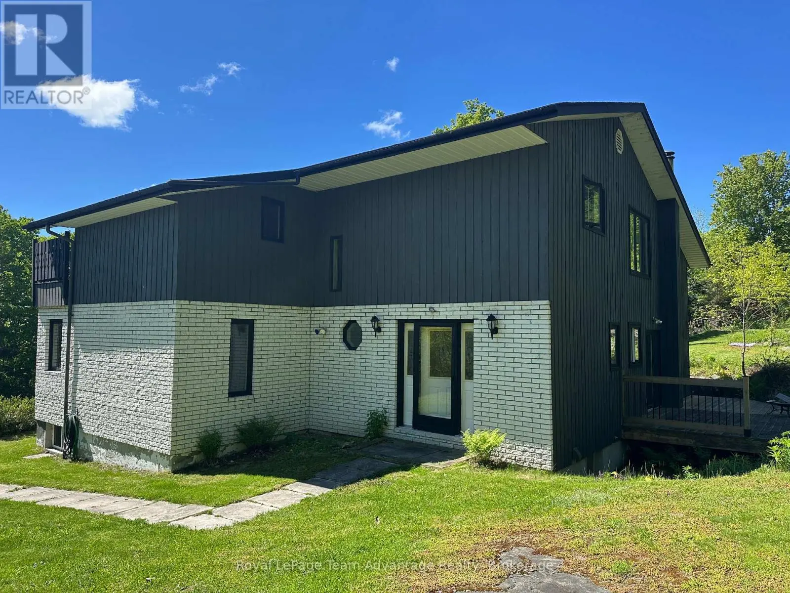 12 Taylor Crescent, McDougall